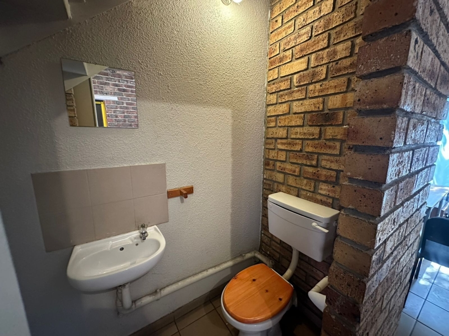 3 Bedroom Property for Sale in Rustenburg Central North West